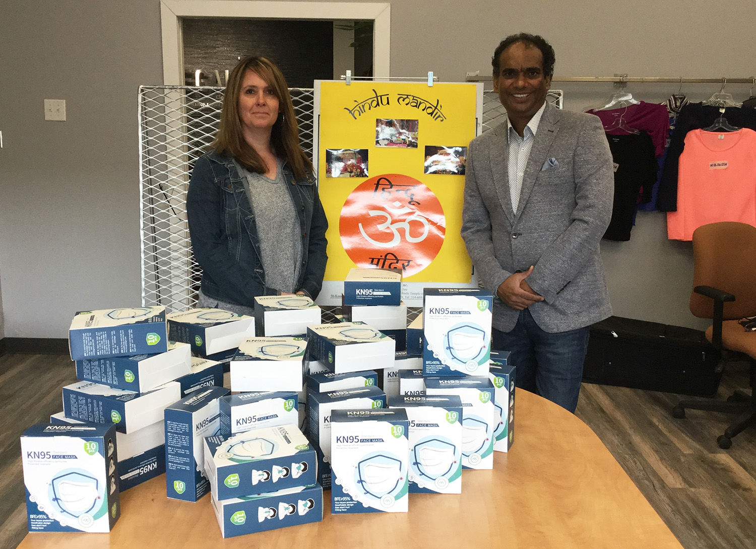 Greater Montreal Indian Community and Team "Hindu Mandir" donates 1000 KN 95 PPE to Lakeshore General Hospital